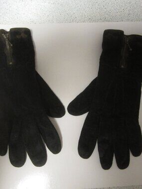 Gloves